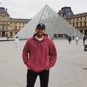 Meet your Posher, Adam